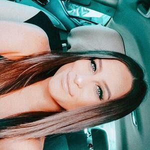 Meet your Posher, Rafaela